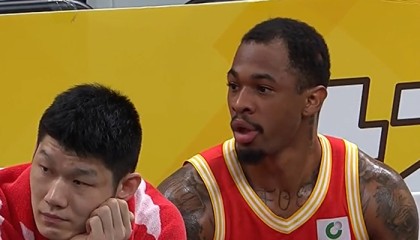 九游游戏-心服口服，王博赛后感慨万千：我们防守体系被打穿，广东打得漂亮精彩|浙江广厦|广东队|广东男篮|比赛|广厦队_新浪体育_新浪新闻